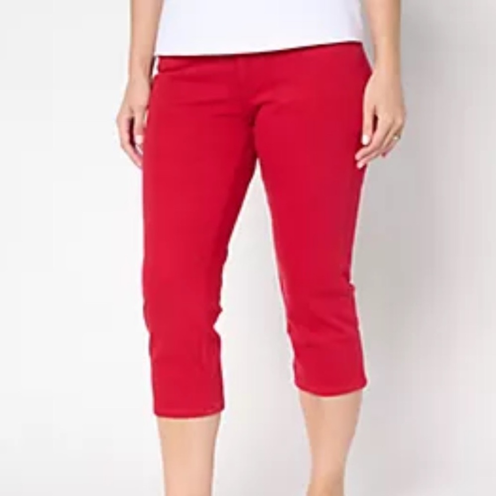 Appleseeds Women’s Red Denim Capri Pants / Size 16